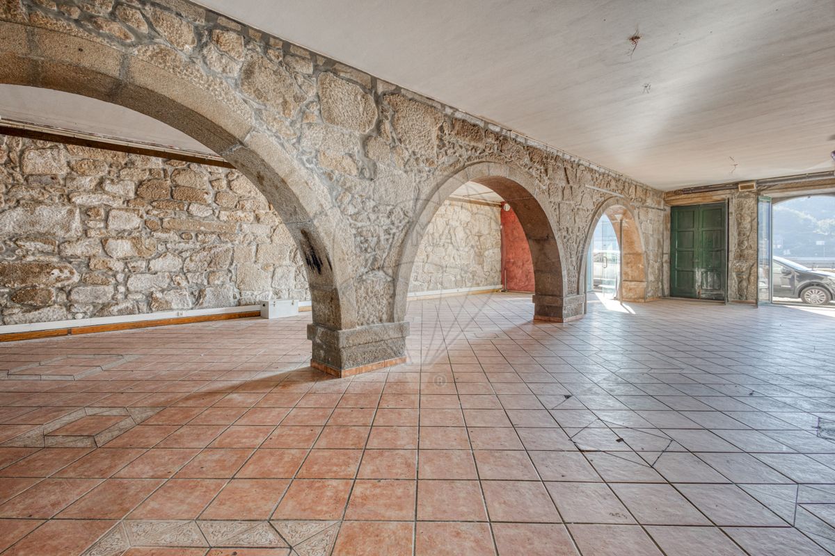 Outros - Comercial  para arrendamento