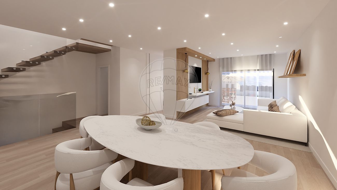 Moradia T4 para venda