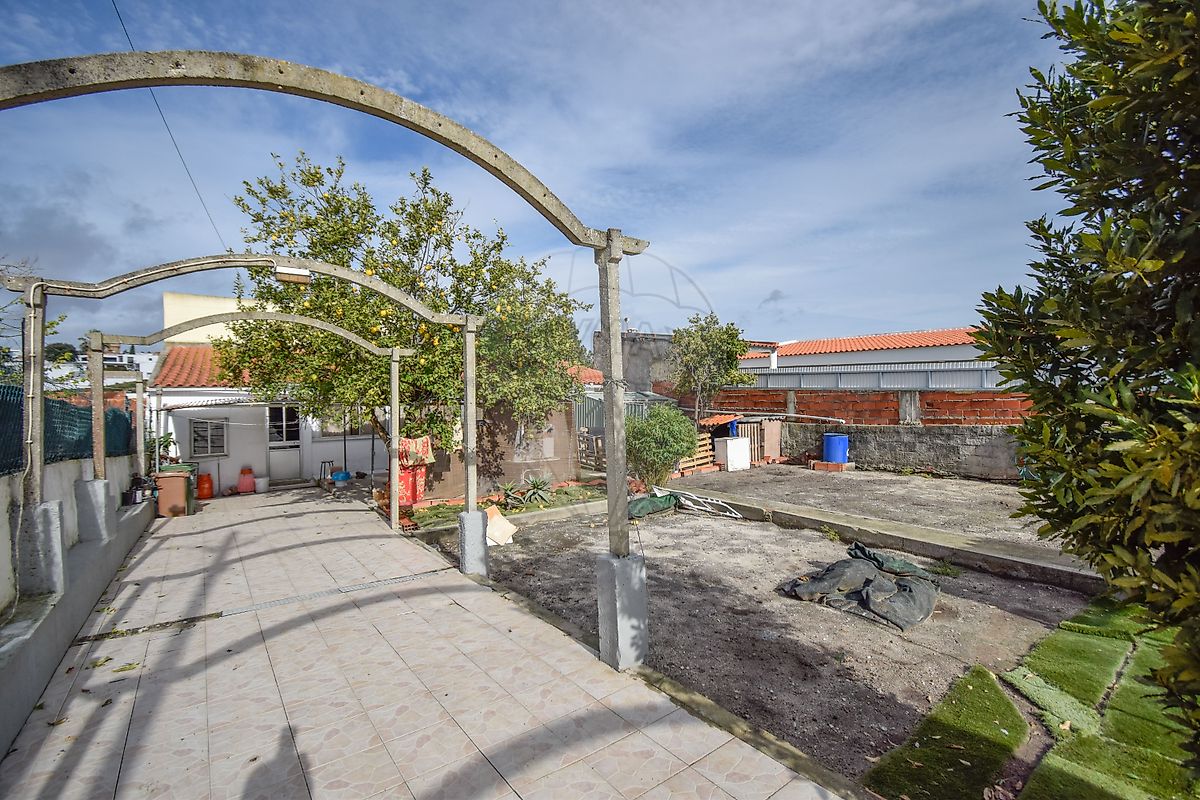 Moradia T2 para venda