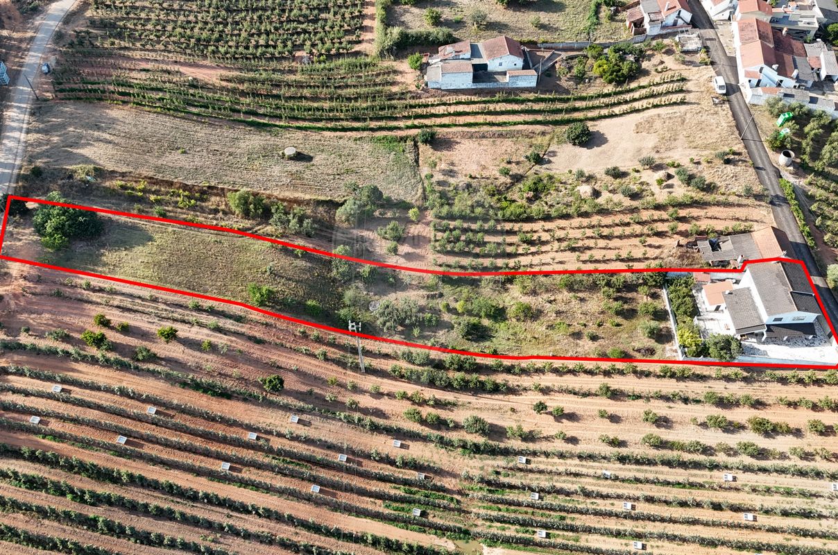 Moradia T4 para venda