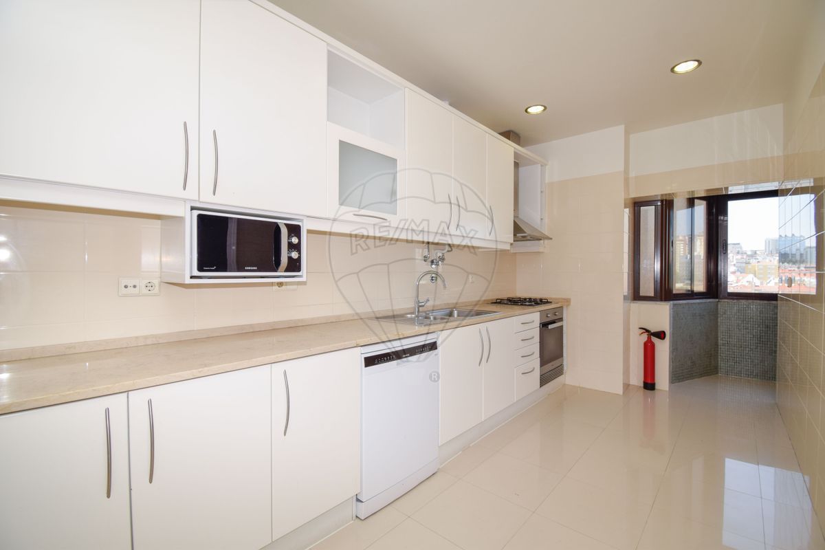 Apartamento T3 para arrendamento