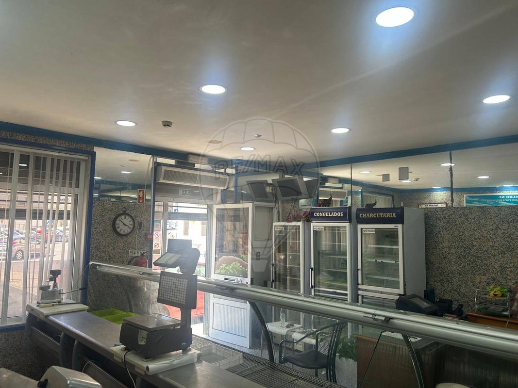 Trespasse  para venda