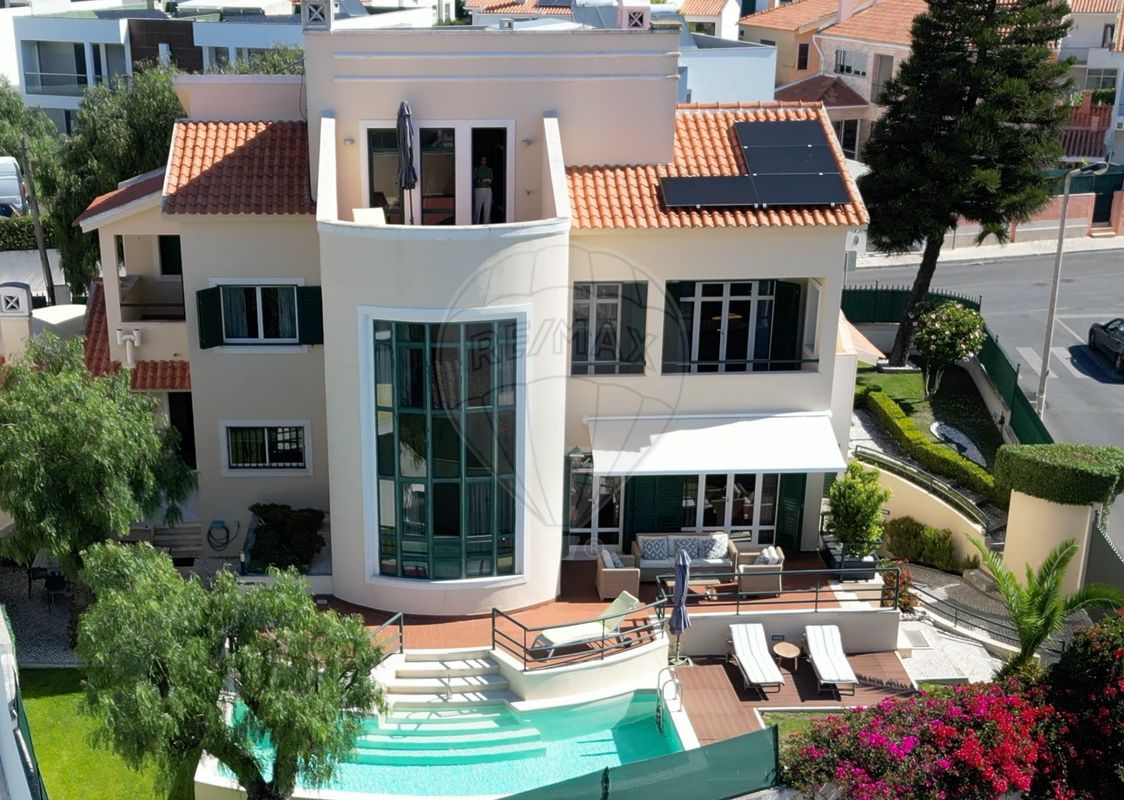 Moradia T5 para venda