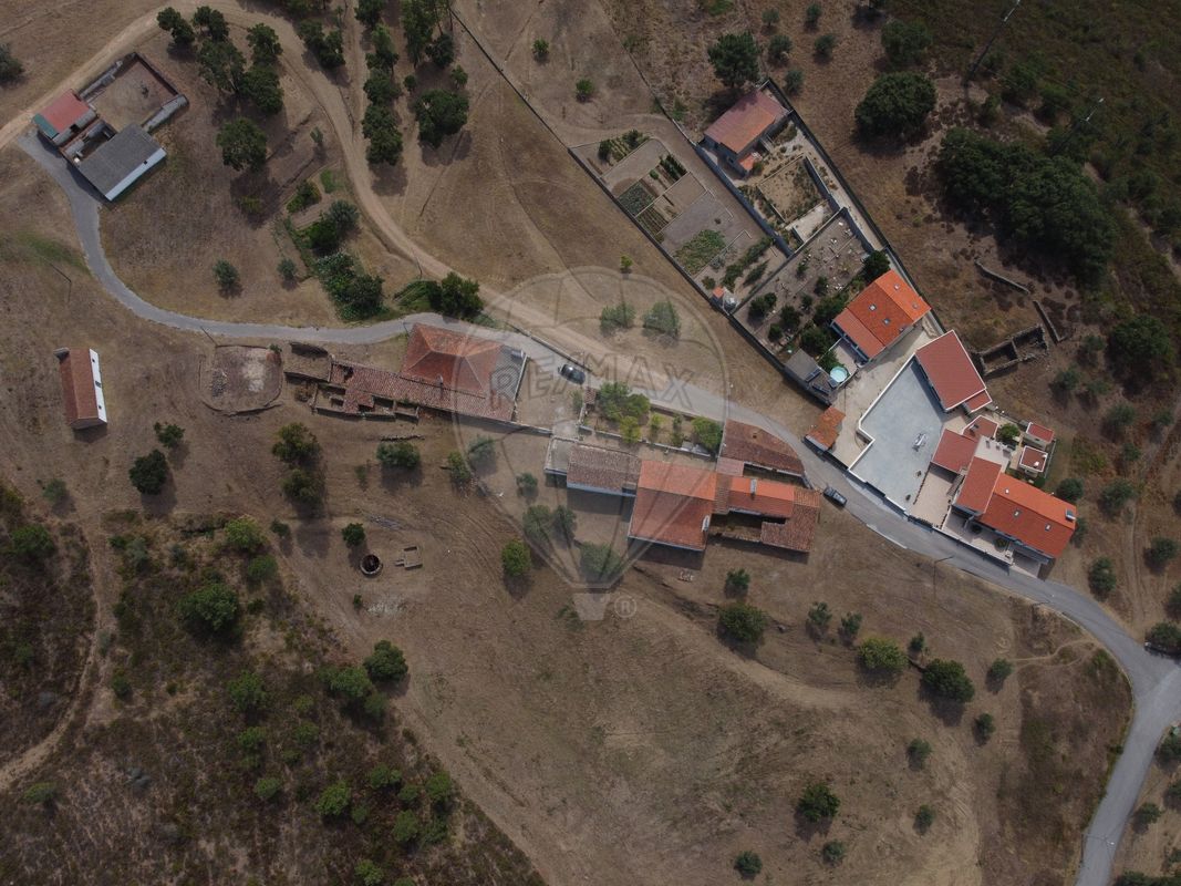 Moradia T6 para venda