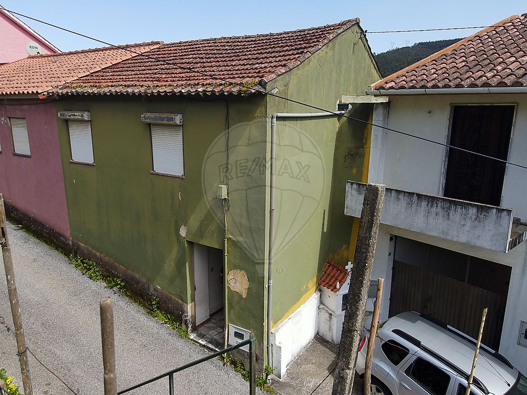 Moradia T4 para venda