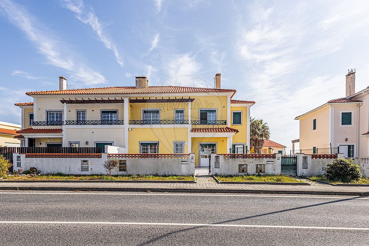 Moradia T4 para venda