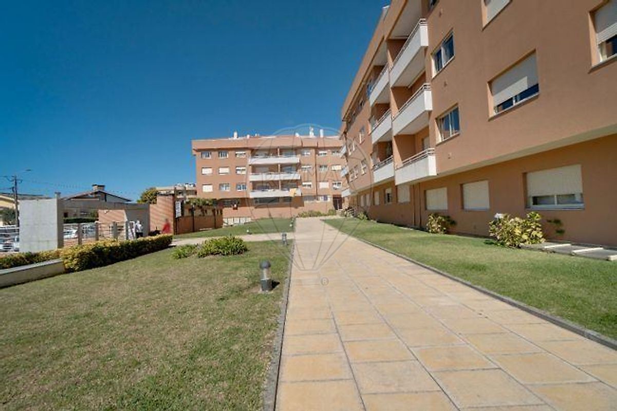 Apartamento T2 para arrendamento