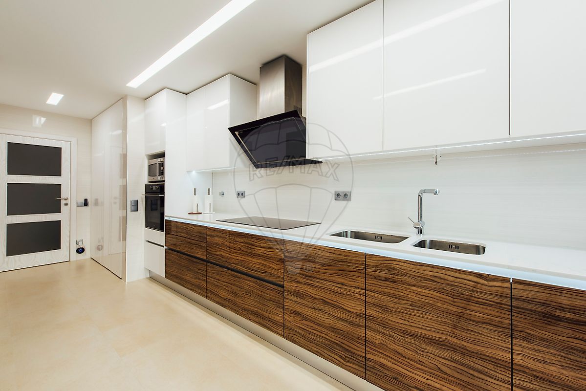 Apartamento T4 para venda