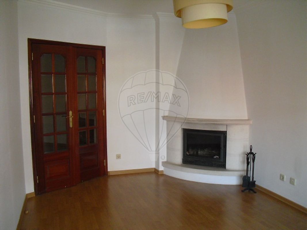 Apartamento T2 para arrendamento