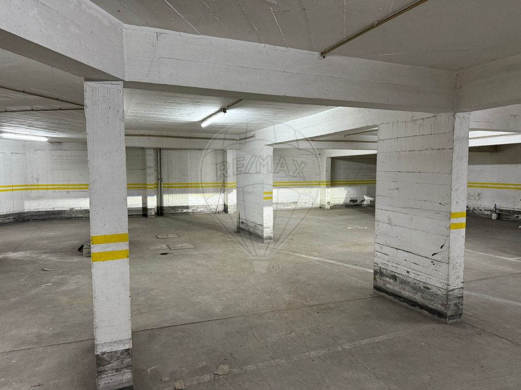 Garagem  para arrendamento