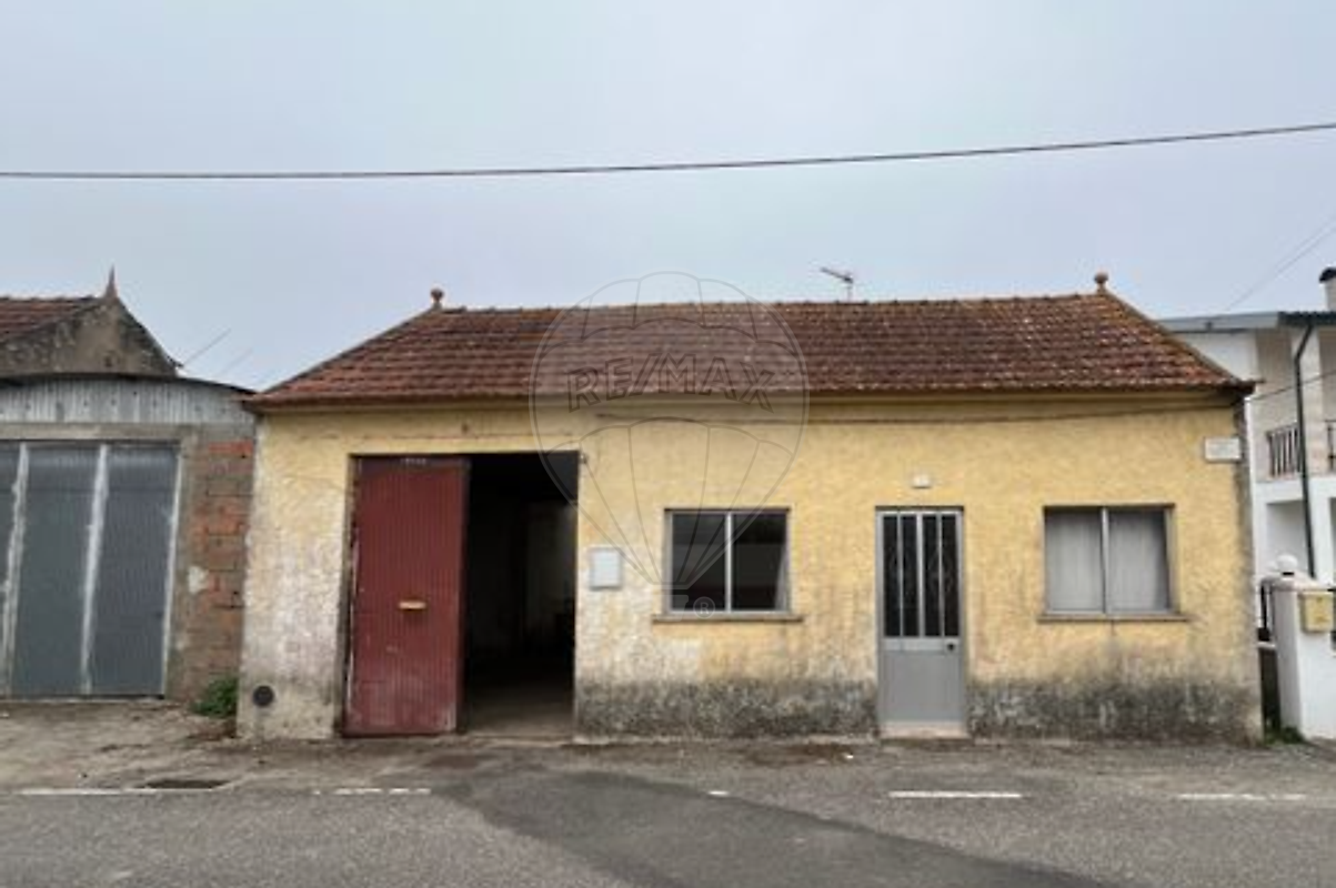 Moradia T2 para venda