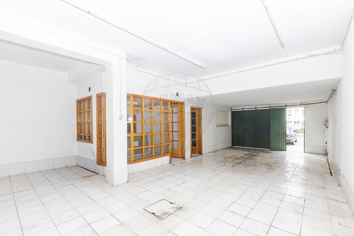 Garagem  para arrendamento