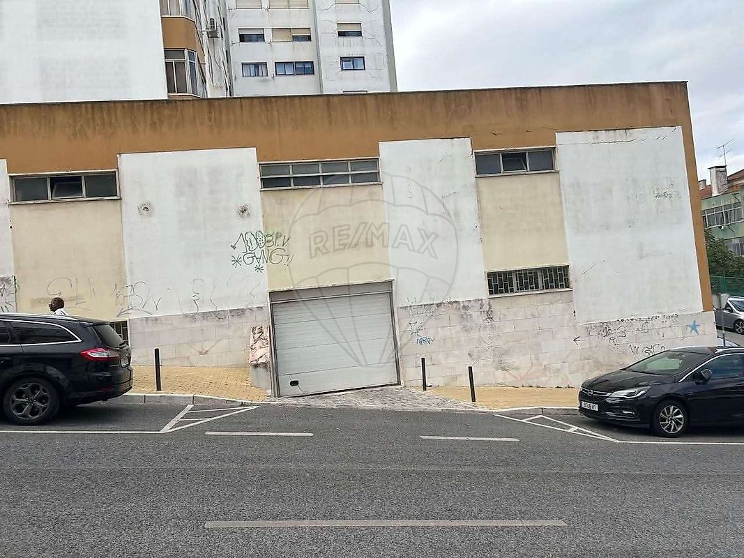 Garagem  para arrendamento