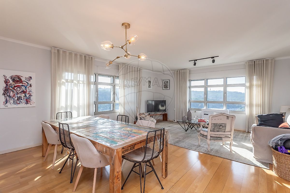 Apartamento T5 para venda