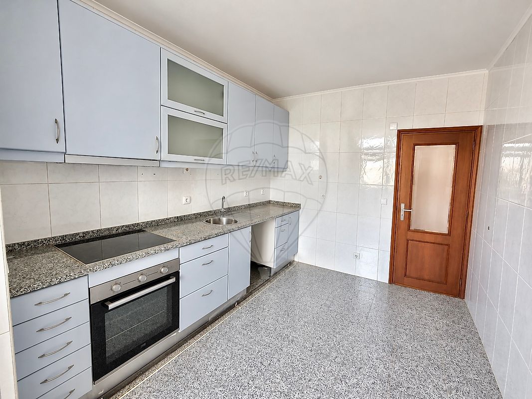 Apartamento T4 para venda