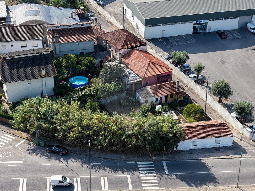 Moradia T4 para venda