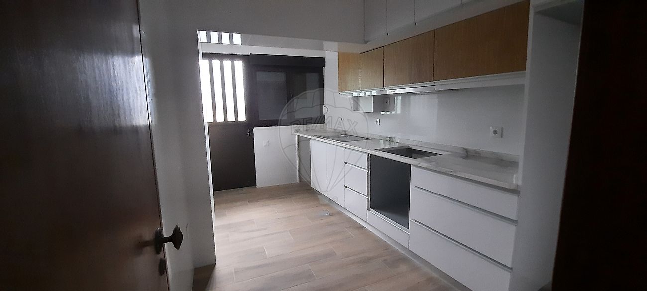 Moradia T2 para arrendamento