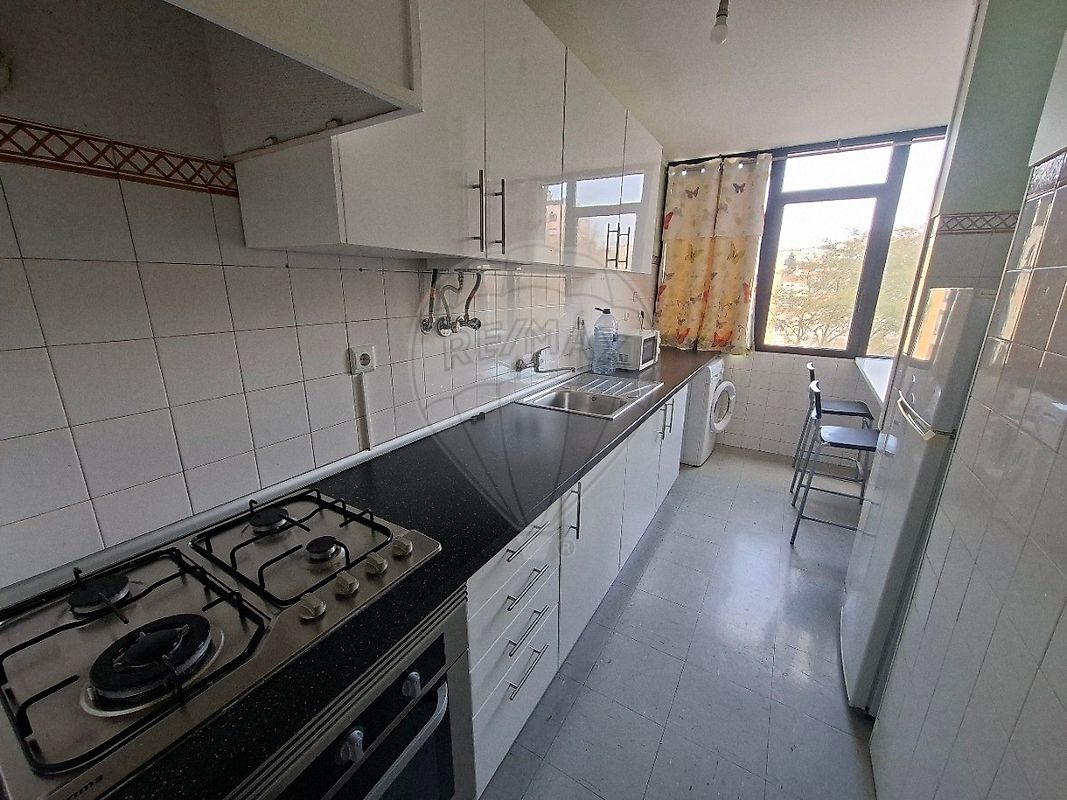 Apartamento T1 para arrendamento