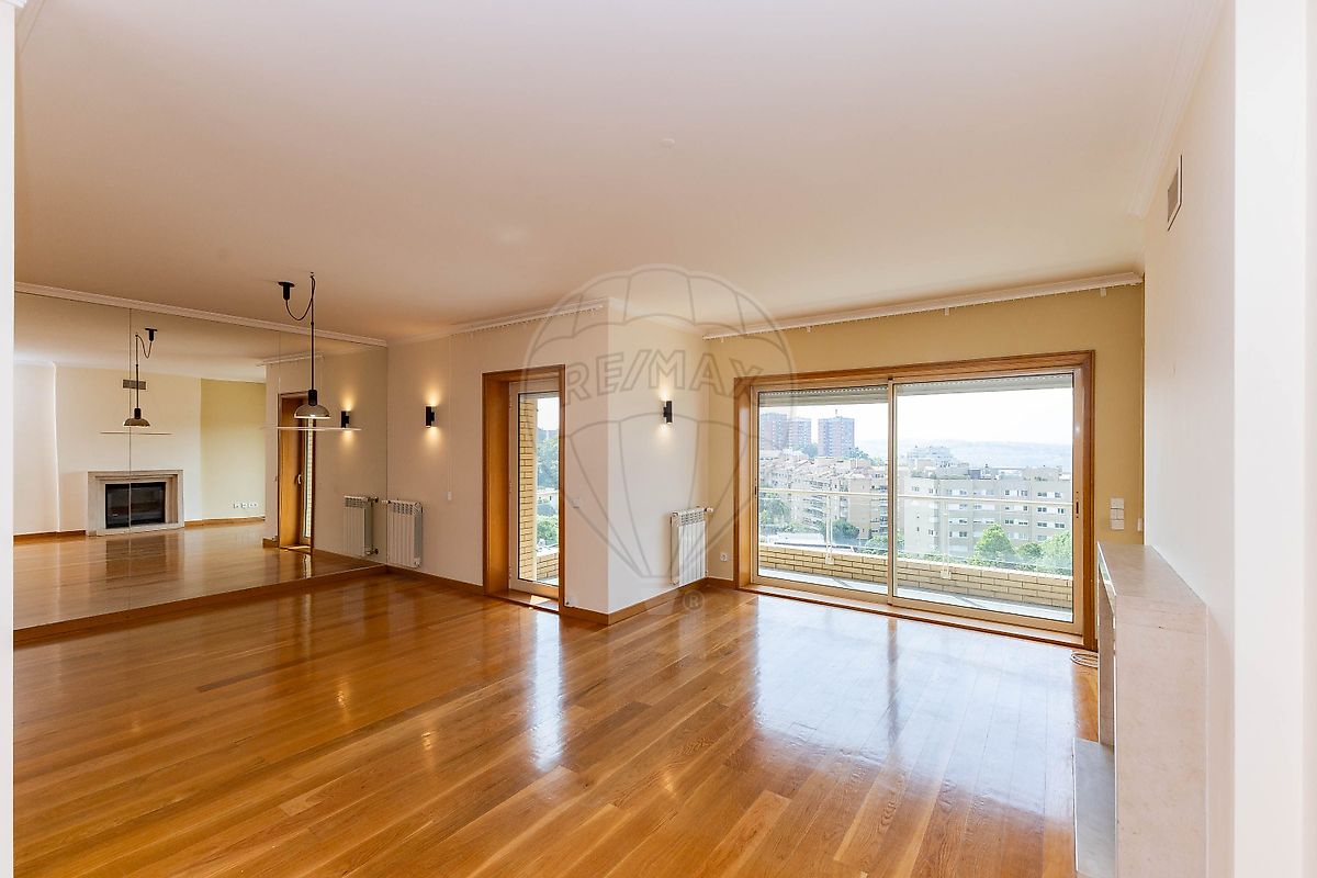 Apartamento T3 para arrendamento