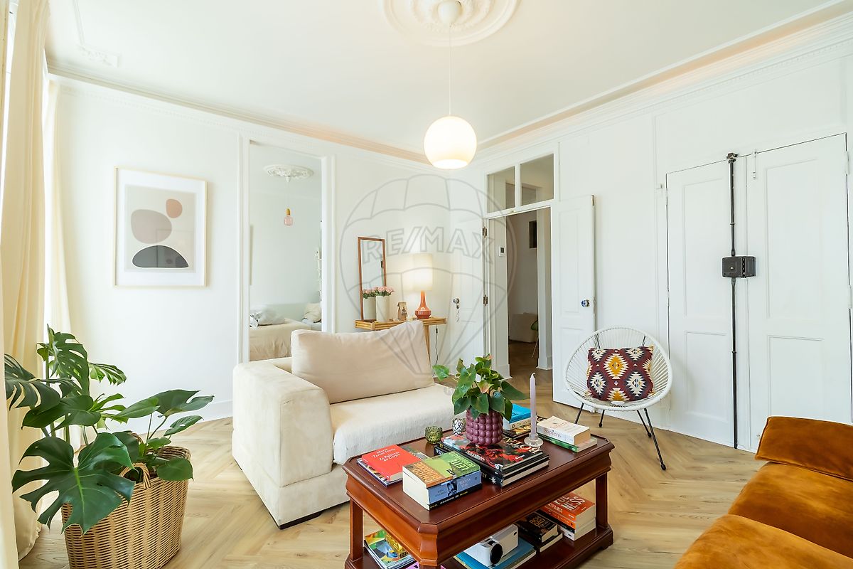 Apartamento T4 para arrendamento