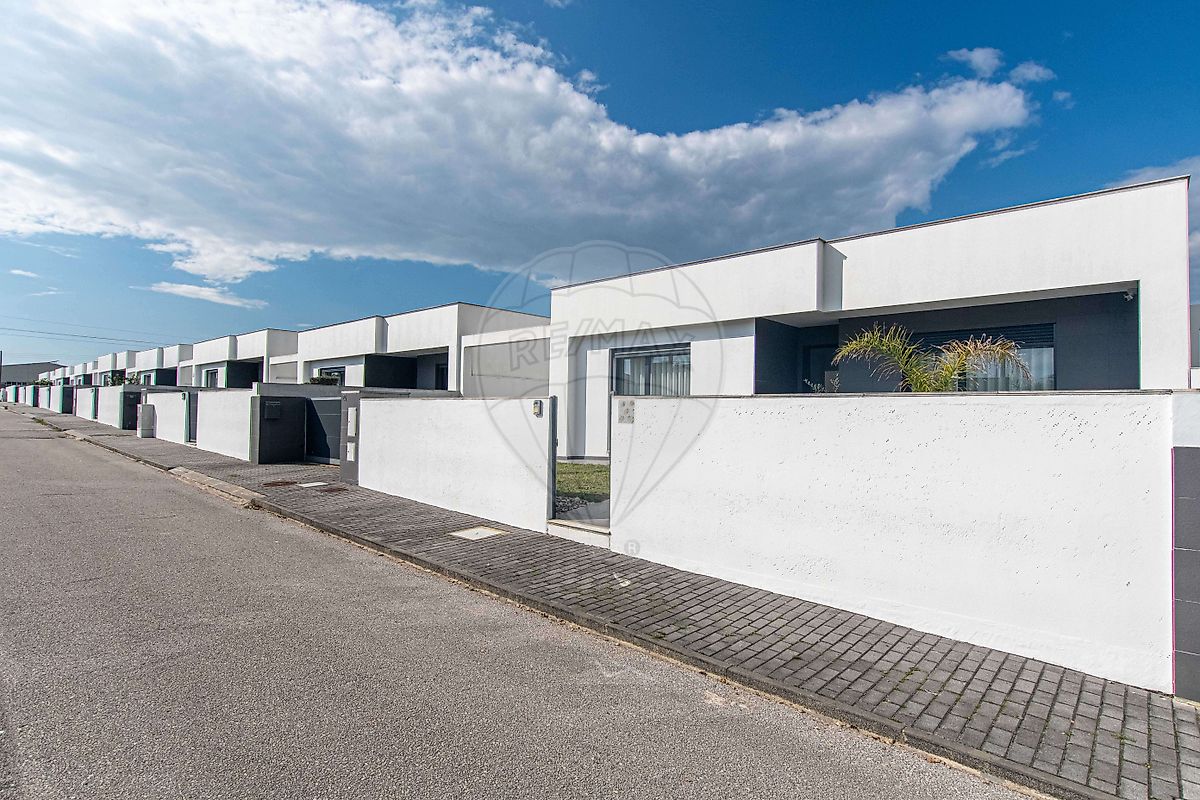 Moradia T3 para venda