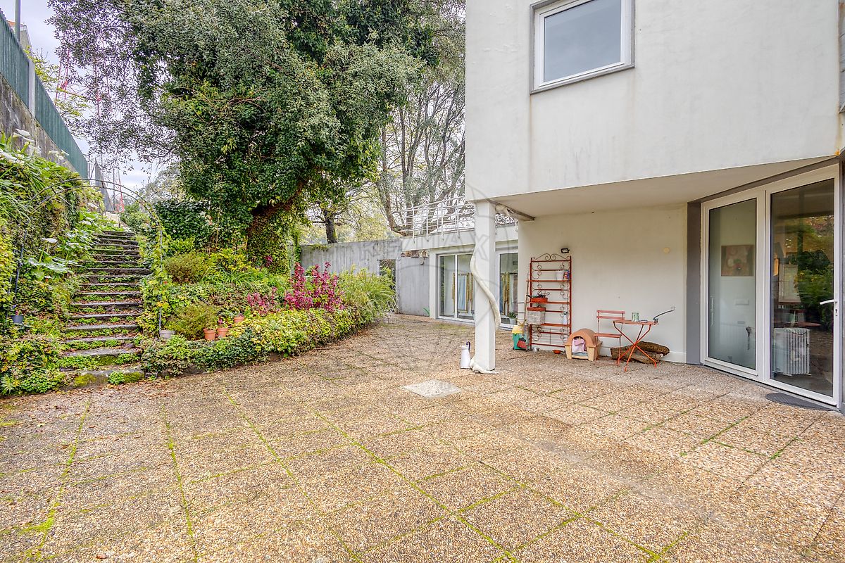 Moradia T5 para venda