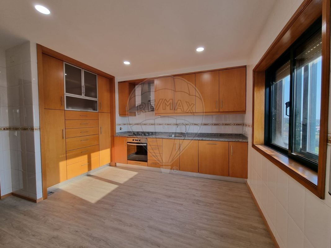 Apartamento T3 para arrendamento