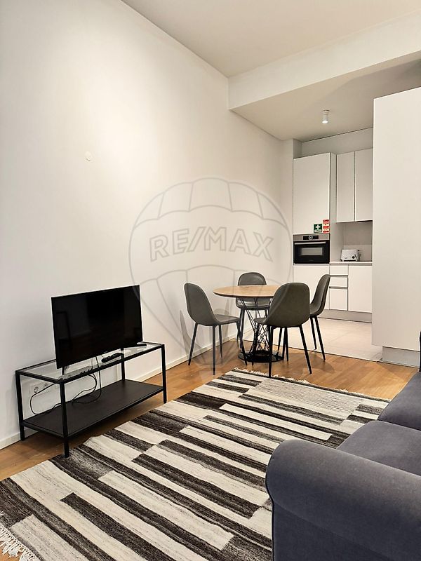 Apartamento T1 para arrendamento