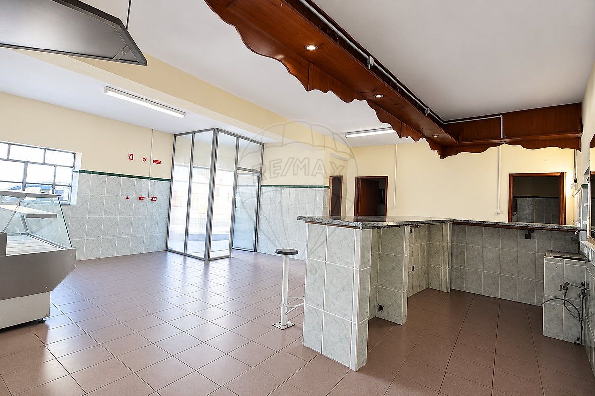 Outros - Comercial  para arrendamento