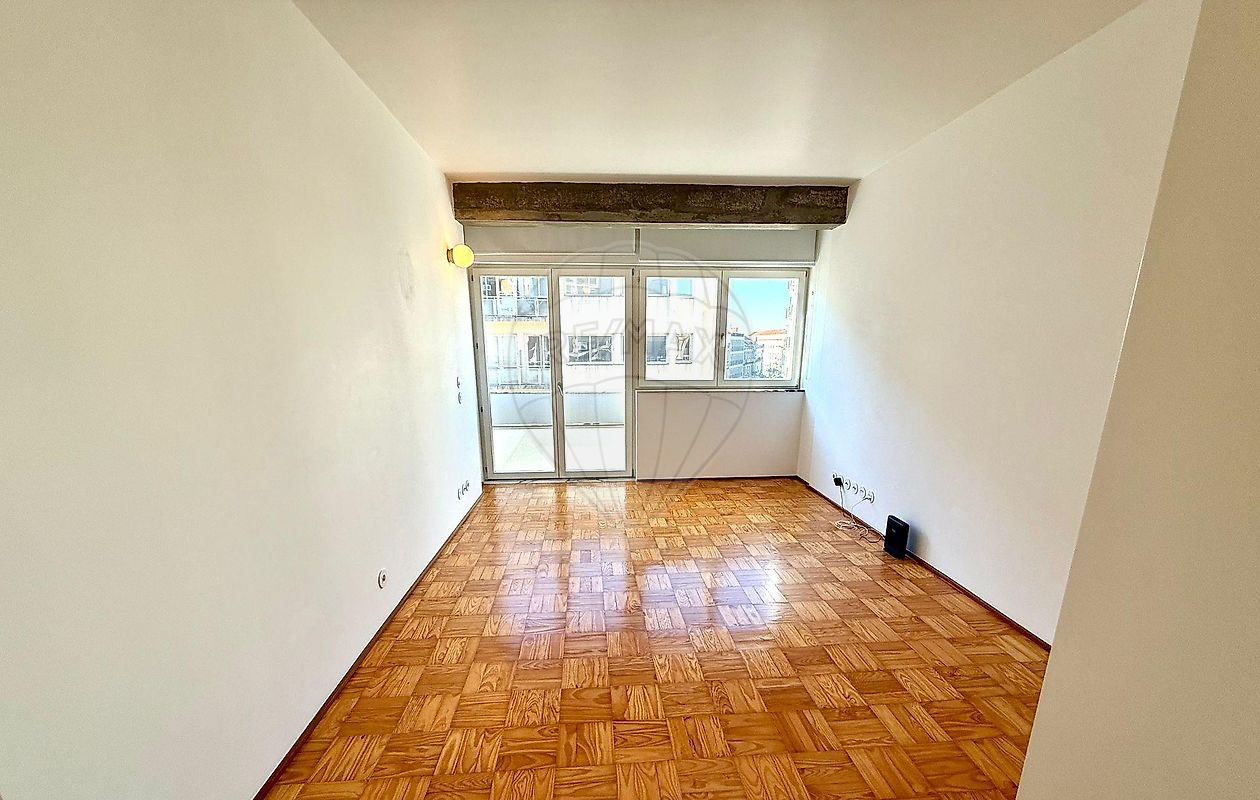 Apartamento T0 para arrendamento