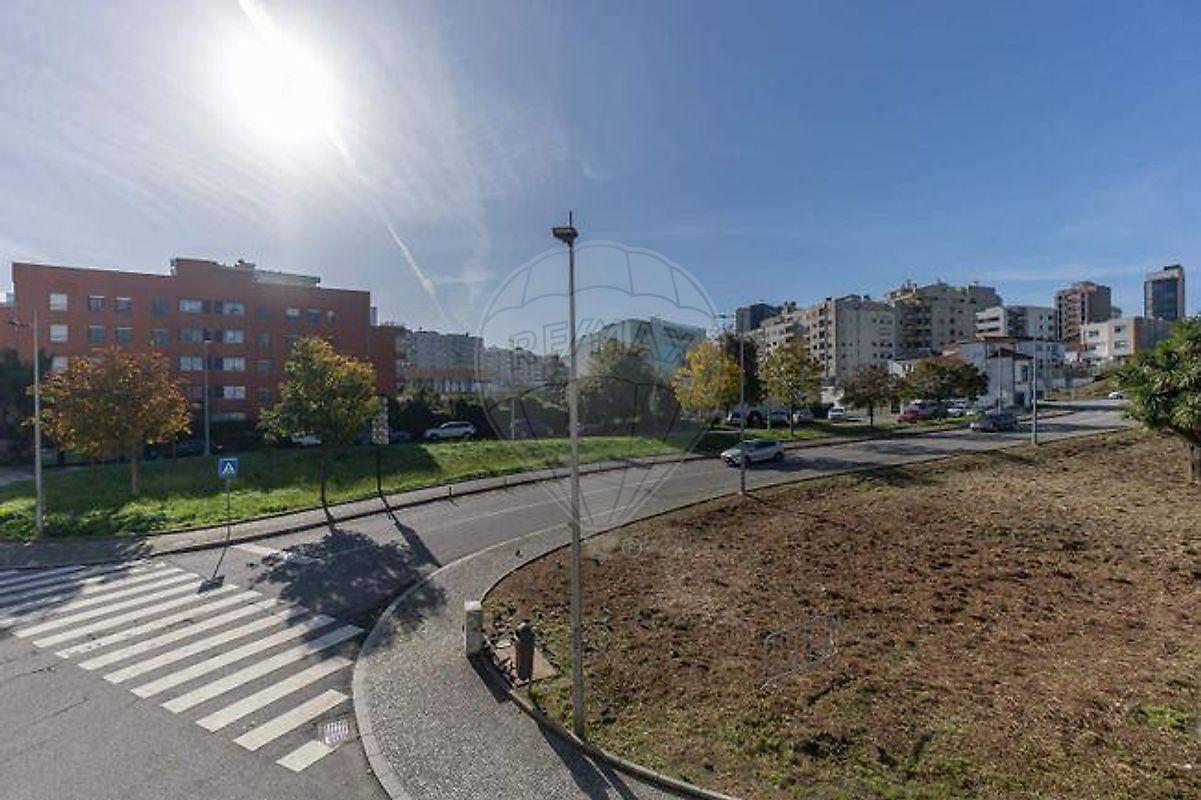 Apartamento T1 para arrendamento