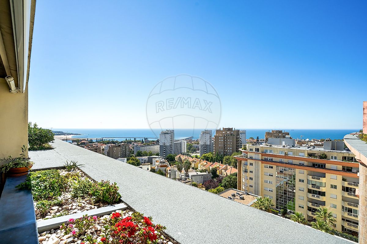 Apartamento T4 para venda