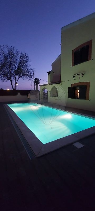 Moradia T4 para venda