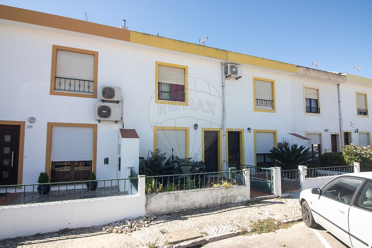 Moradia T2 para venda