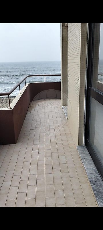Apartamento T3 para arrendamento
