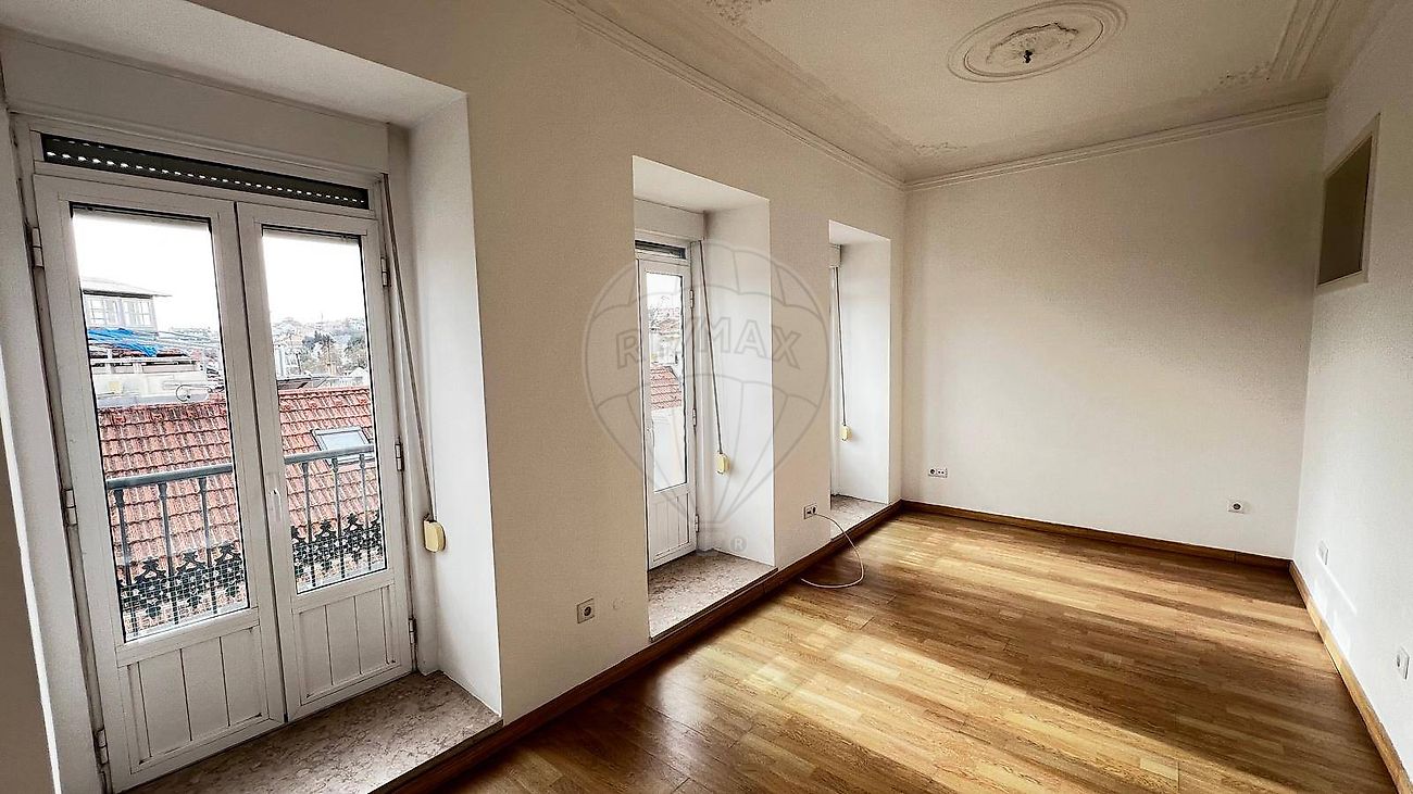 Apartamento T2 para arrendamento